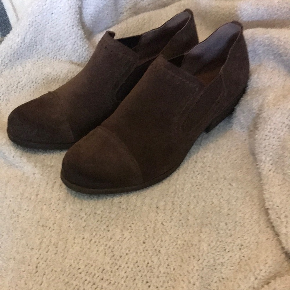 KORKS Brown Suede Slip-On Booties Size 7